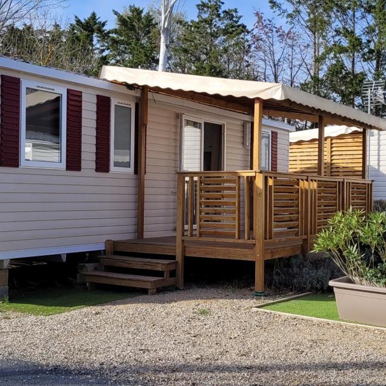 CAMPING 4 Etoiles , MER A 500 M , PISCINE LAGON, MHOME 7 PERSONNES, 3 CHAMBRES, 36 METRES CARRES ! - Mobile Home - 1