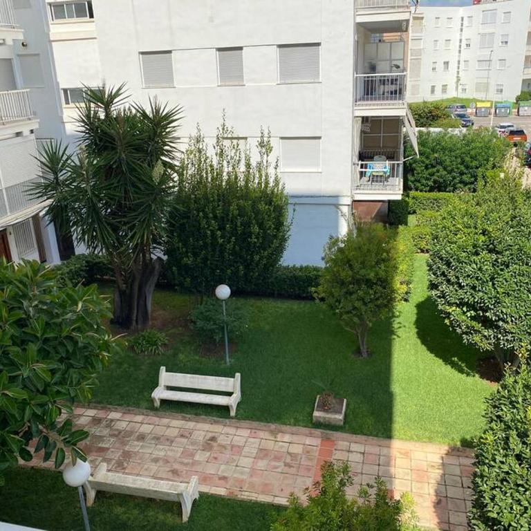 Lovely family apartment 2 min. from the beach - Apartamento de 1 dormitorio - 31
