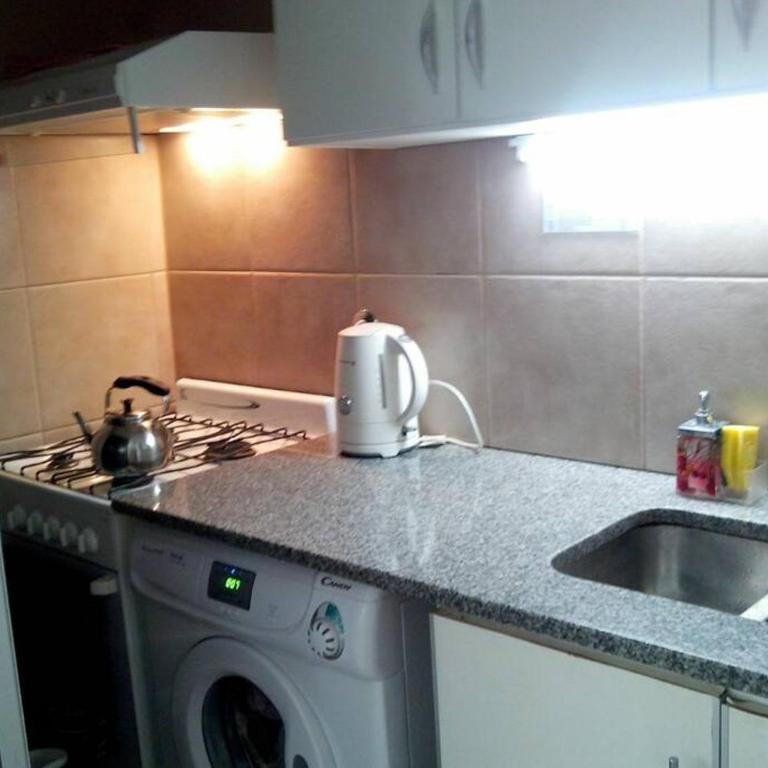 Departamento a 20 metros del mar y 1 cuadra centro. - Apartamento de 2 dormitorios - 8