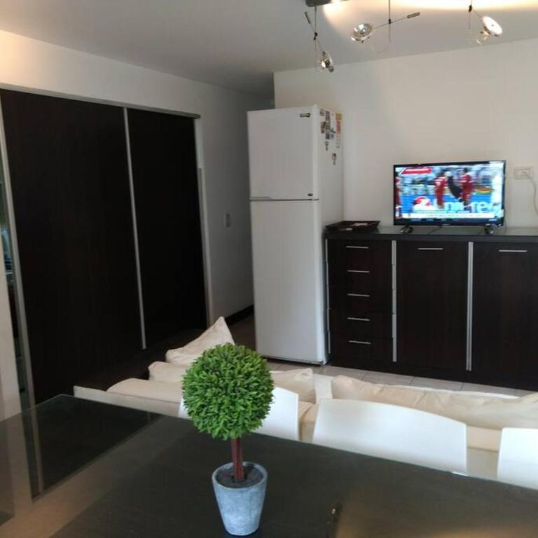 Departamento a 20 metros del mar y 1 cuadra centro. - Apartamento de 2 dormitorios - 21