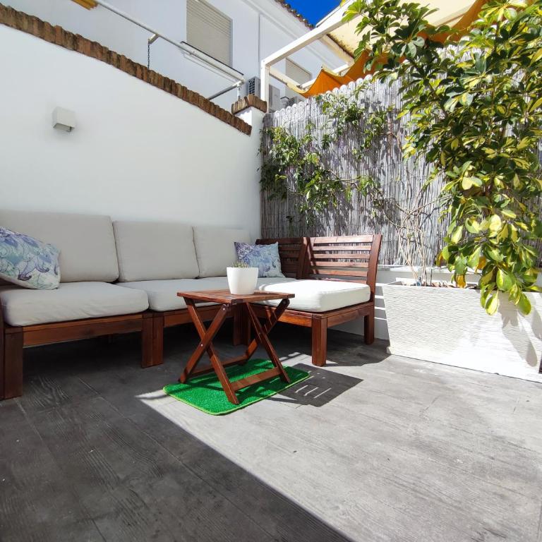 CASA DE DISEÑO EN LA PLAYA. - Casa de 5 dormitorios - 40