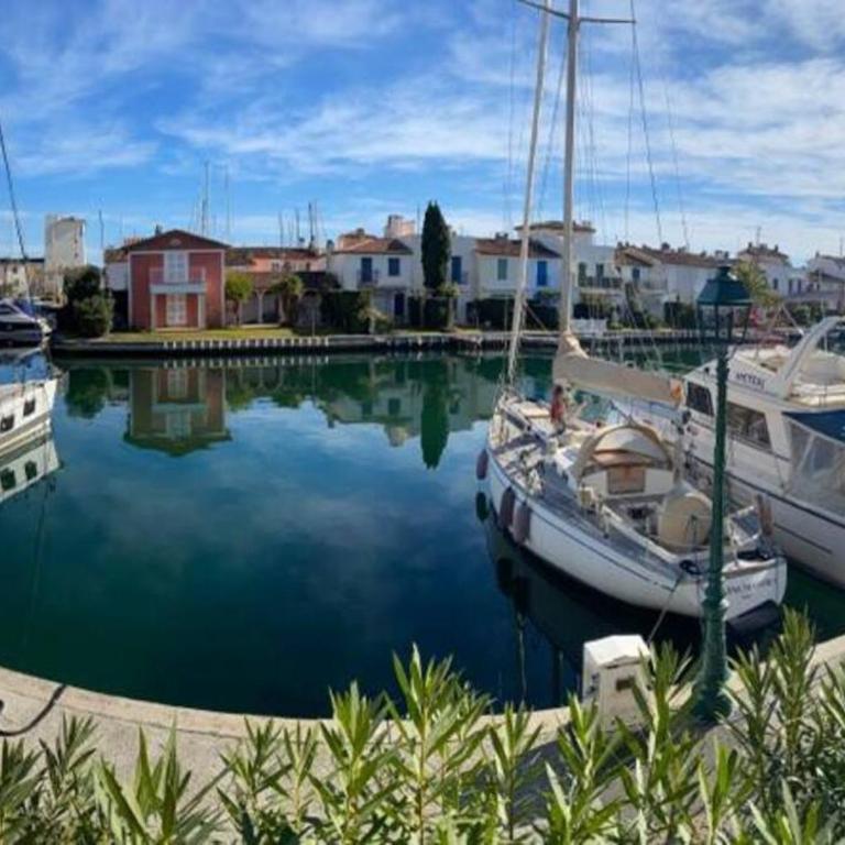 Charmant appartement à Port Grimaud - Apartamento de 1 dormitorio - 1