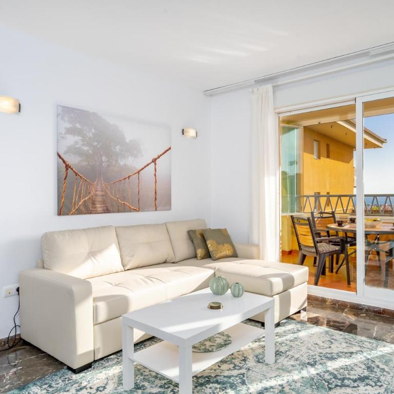 Seaview apt in Fuengirola by Costarentals - Ref 67 - Apartamento de 2 dormitorios - 6