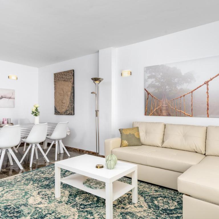 Seaview apt in Fuengirola by Costarentals - Ref 67 - Apartamento de 2 dormitorios - 4