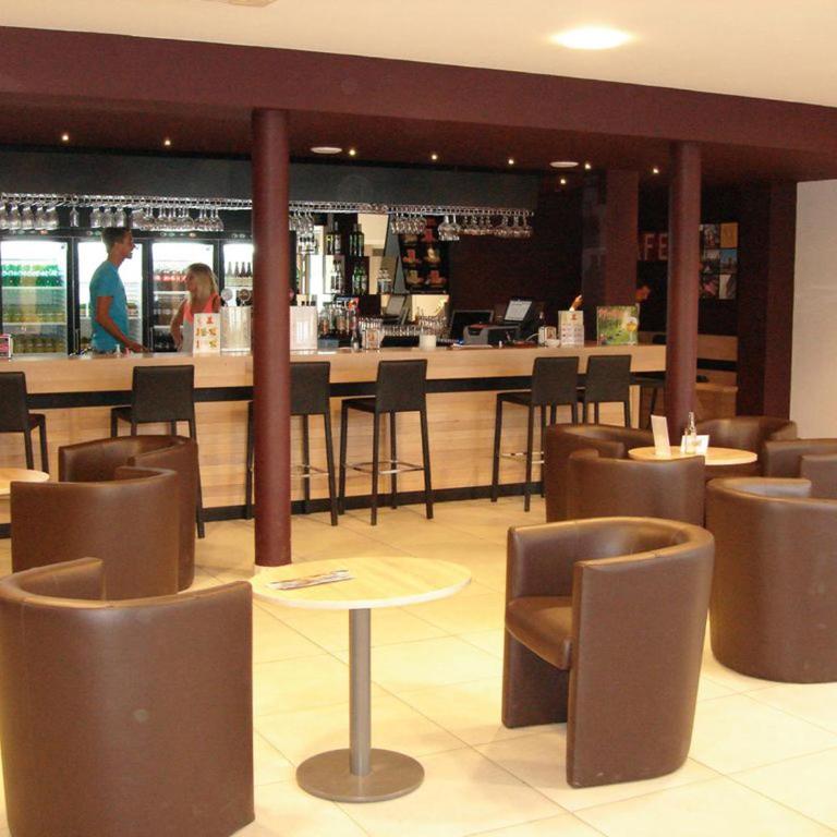 Vue imprenable sur Lac de Serre-Ponçon à Chorges : appt prestige 8 pers - Three-Bedroom Apartment - 9