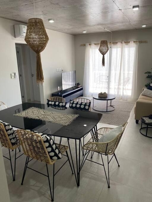 Diseño guaraní zona aeropuerto! - Apartamento de 2 dormitorios - 9