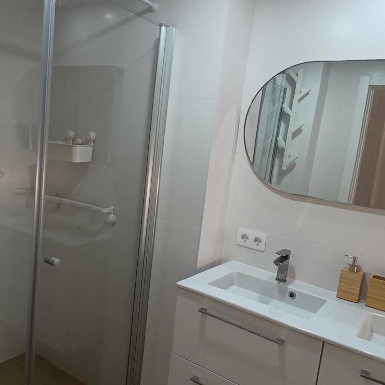 Fantástico piso con piscina y balcón en el Medano - Apartamento de 3 dormitorios - 14