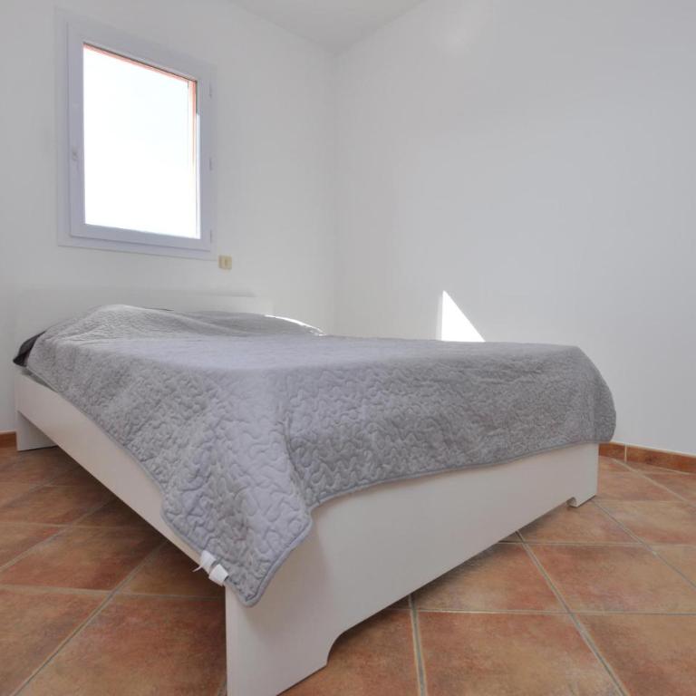 Awesome Home In Cavalaire-Sur-Mer - Maison de Vacances 4 Chambres - 7