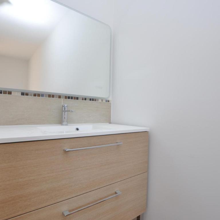 Awesome Home In Cavalaire-Sur-Mer - Maison de Vacances 4 Chambres - 14