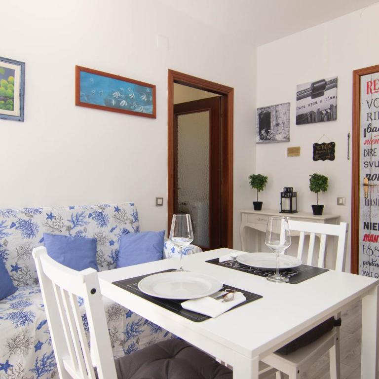 [1km dalla Torre] Appart. con balcone e posto auto - Appartamento con Balcone - 7