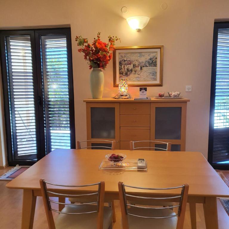 La Grande Apartments - One-Bedroom Apartment with Terrace and Sea View - 28