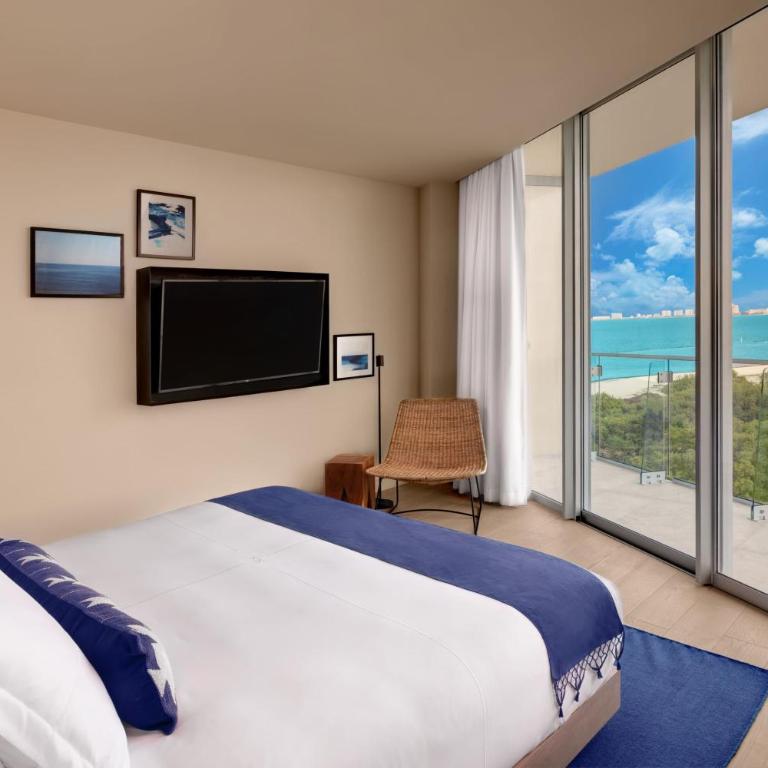 SLS Cancun - Superior King Room with Ocean View - 10