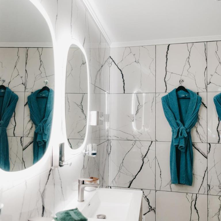 La Belle Endormie B&B French Guest house - Suite Lit King-Size avec Baignoire Spa - 25