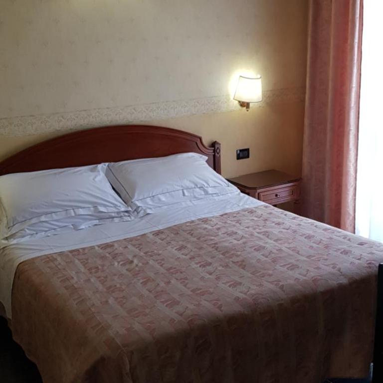 Hotel San Donato - Bologna centro - Camera Matrimoniale Standard - 2