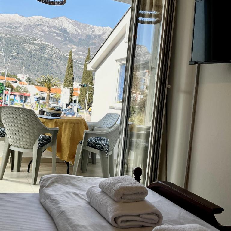 Villa Merci Budva - Apartman sa 2 Spavaće Sobe i Balkonom - 7