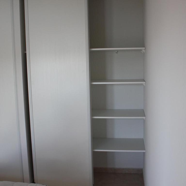 Vue imprenable sur Lac de Serre-Ponçon à Chorges : appt prestige 8 pers - Three-Bedroom Apartment - 18