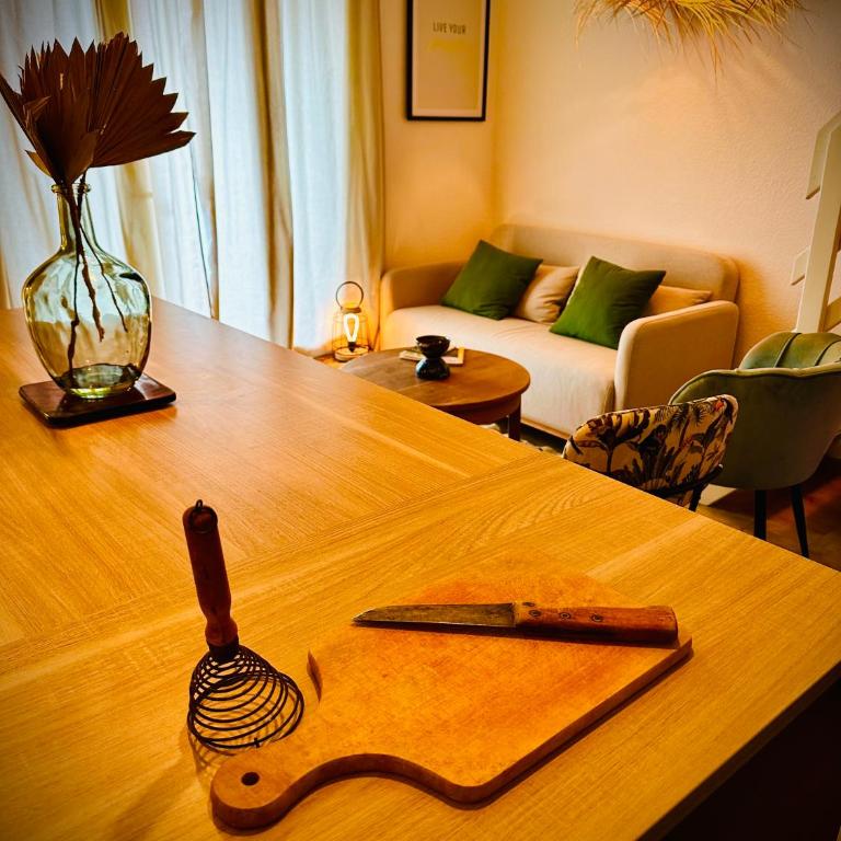 Résidence Le SUNSET Marseillan-plage, entre mer, canal du midi et lagune de Thau, étape vélo, famille, couple, VRP, toutou admis, jardin, parking privé gratuit, vélos, Clim, WIFI fibre gratuite, commodités, plage et piste cyclable à proximité - Apartamento de 2 dormitorios - 19