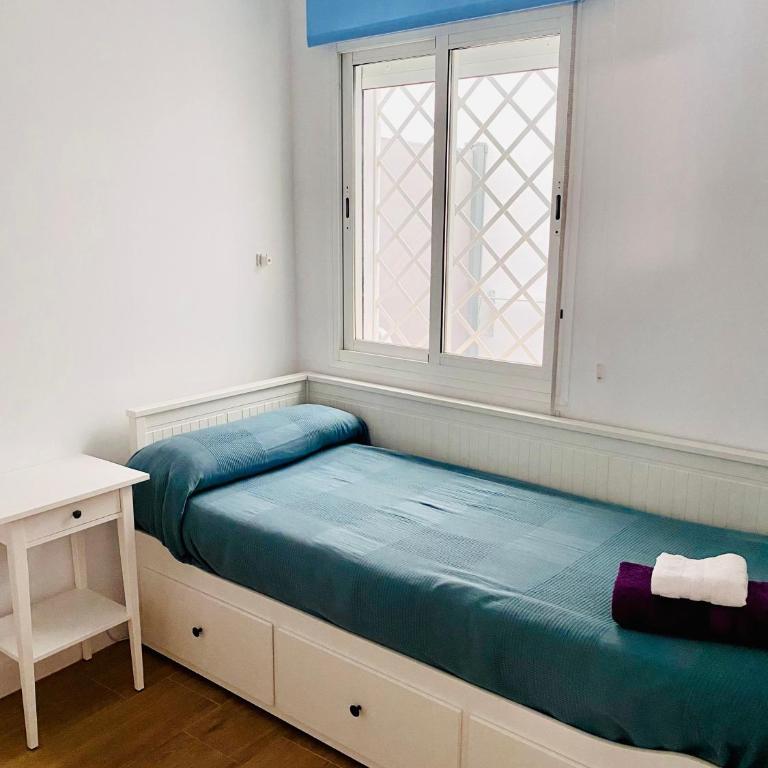 Bonito Apartamento Conil CALEFACCIÓN Y WIFI -SOLO FAMILIAS Y PAREJAS- - Apartamento de 2 dormitorios - 5