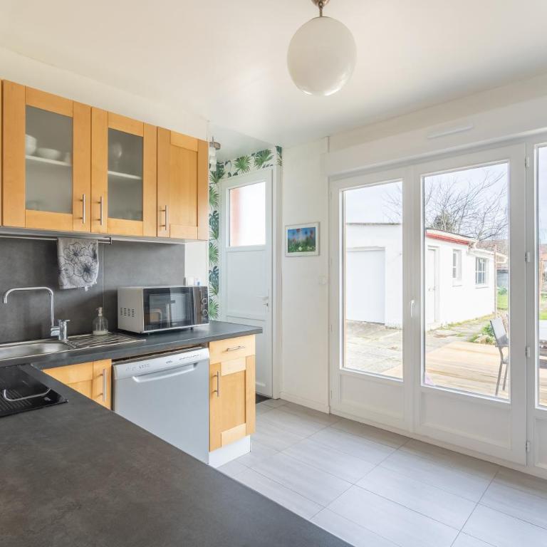 Maison confortable, terrasse et jardin à Amiens - Maison 2 Chambres - 20