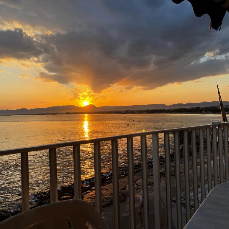 SALOU sea view appartement - Apartamento de 3 dormitorios - 1