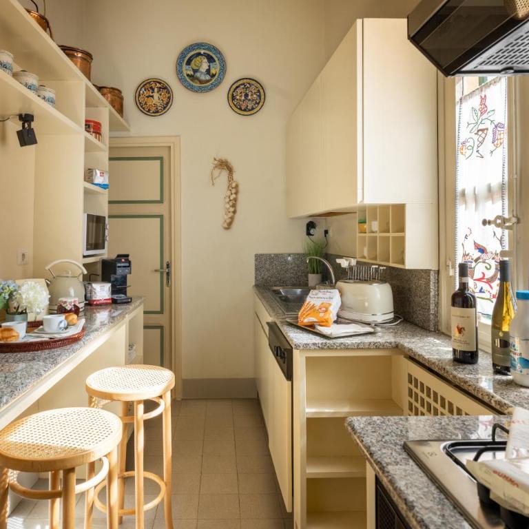 Dimora Leone - Three-Bedroom Apartment - 25