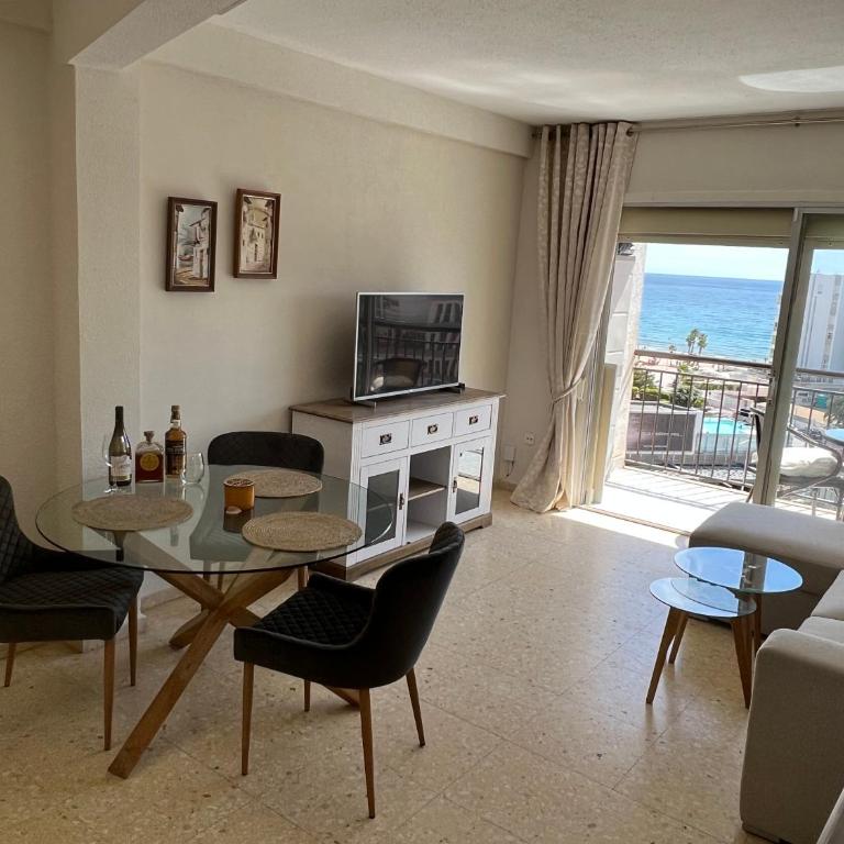 By the beach, sea view - Apartamento con vistas al mar - 20