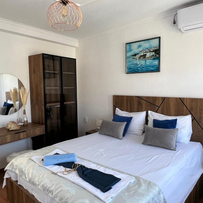 Guesthouse Maritimo - Family Room with Sea View - 8