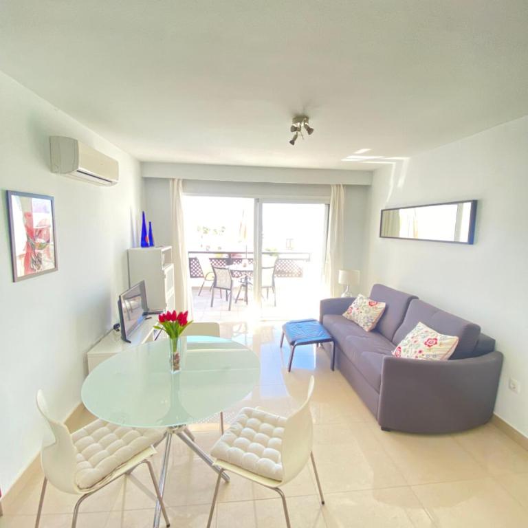 LOS ARCOS 310 - One-Bedroom Apartment - 3