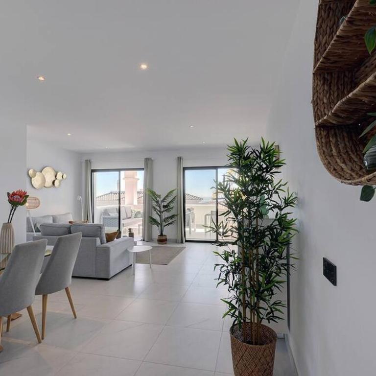 2 Bed Apartment at Estepona Hills with great Sea Views! - Apartamento de 2 dormitorios - 8