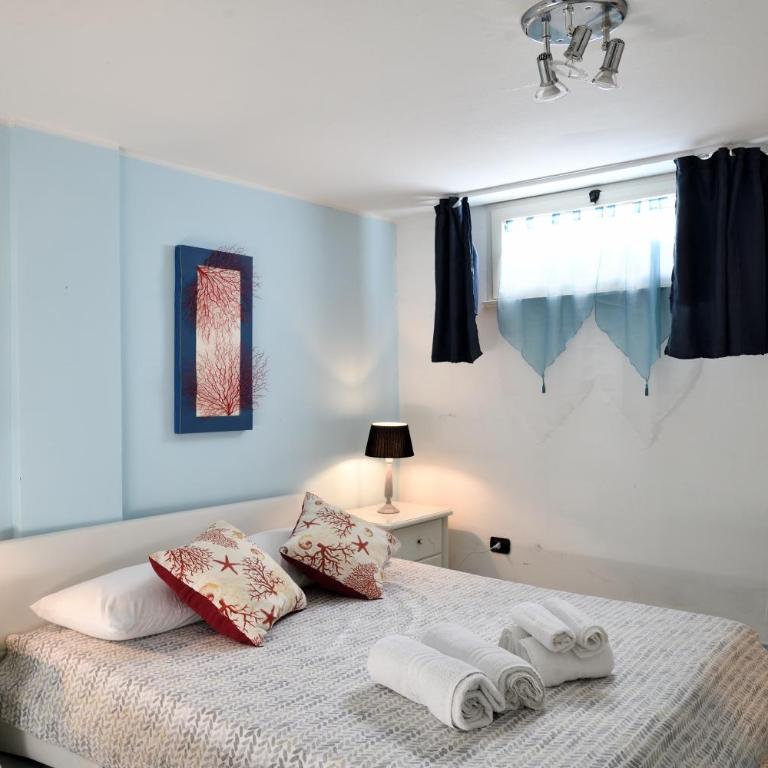 Beach-front boutique apartment Lido 113 - Apartment with Sea View - 13