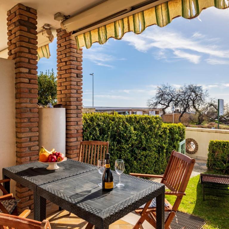Beach-front boutique apartment Lido 113 - Apartment with Sea View - 3