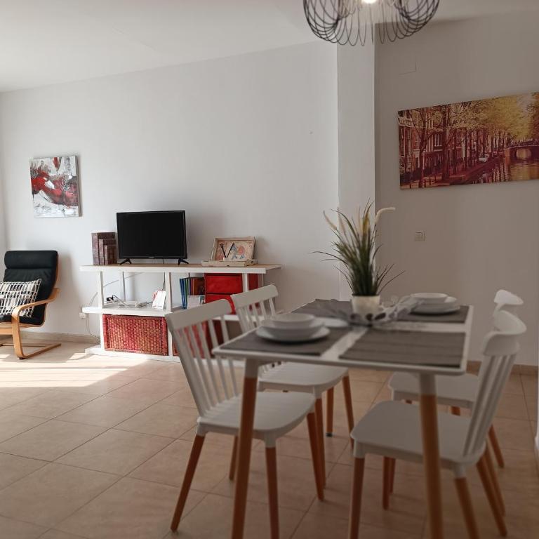 Centro Histórico de Málaga - Apartment with Balcony - 5