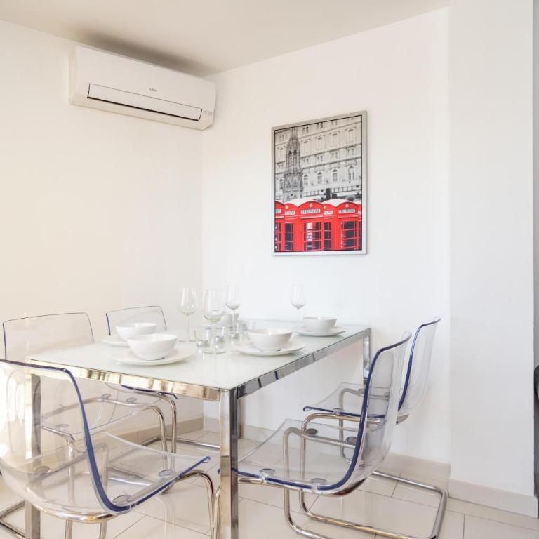Shoreline apartment in Fuengirola by Costarentals - Ref 88 - Two-Bedroom Apartment - 8