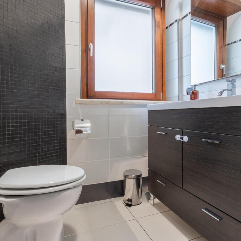Naima Apartment San Pietro - Three-Bedroom Apartment - 19