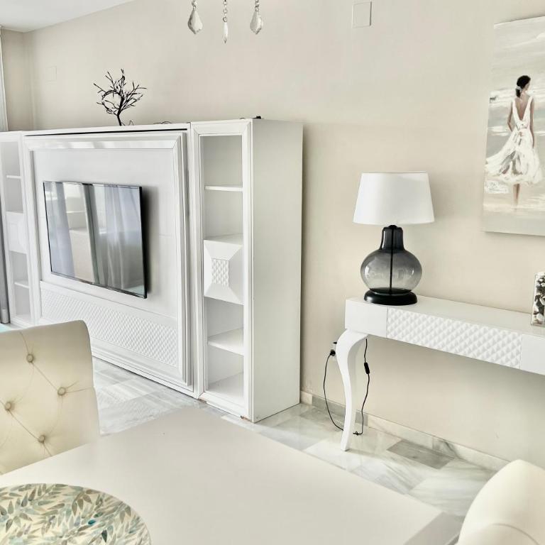 MI CAPRICHO BEACHFRONT- 9D Apartment with sea views - Costa del Sol - Apartamento de 2 dormitorios - 24