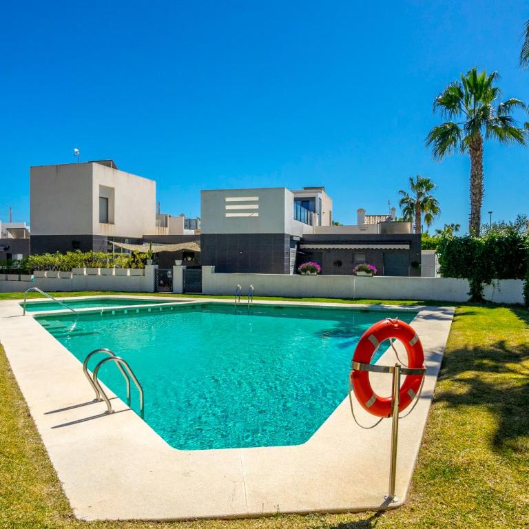 CB Living - Cosy loft with terrace, Villamartin - Apartamento de 3 dormitorios - 21