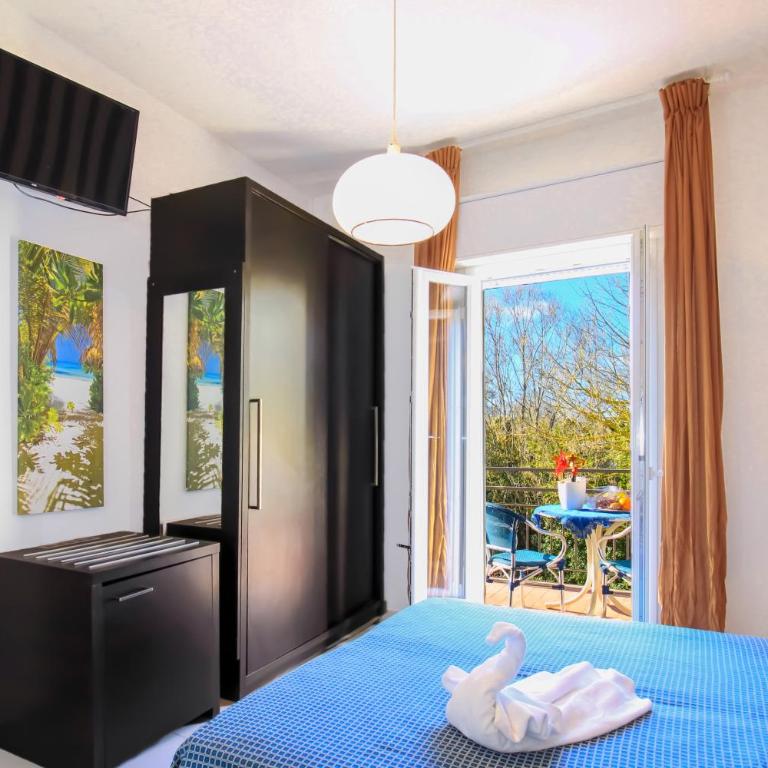 RESIDENZA ANNESSA Hotel Duca di Kent - Triple Room with Balcony - 2