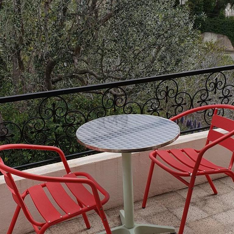 2 pièces calme et fonctionnel - Appartement 1 Chambre - 1
