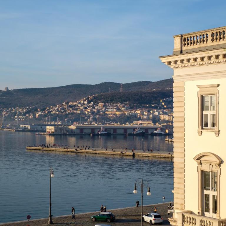 Trieste Luca's Home - Appartamento con 1 Camera da Letto - 64