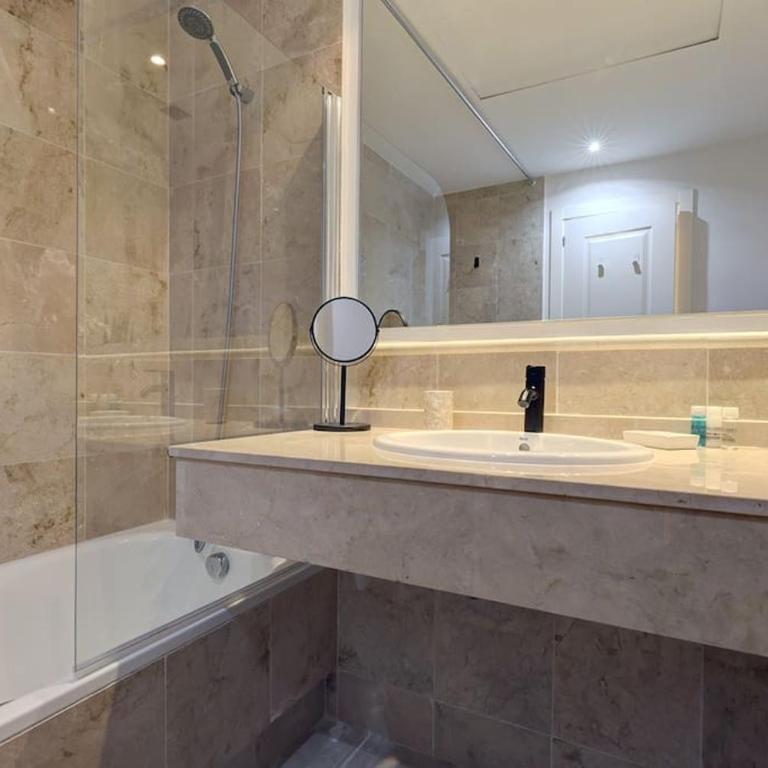 Stylish apartment in Aloha Royal - Two-Bedroom Apartment - 32