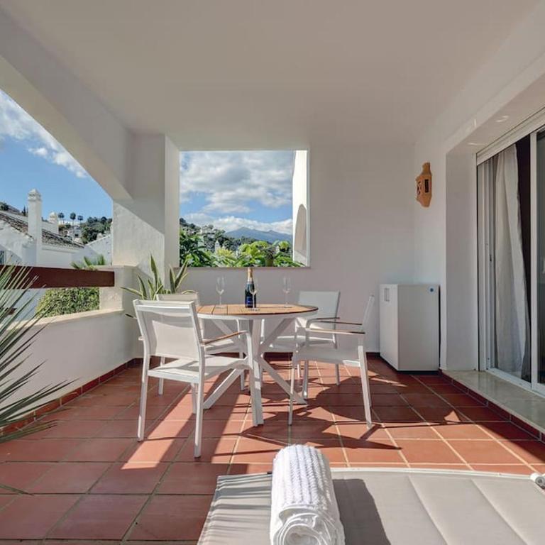 Stylish apartment in Aloha Royal - Two-Bedroom Apartment - 20