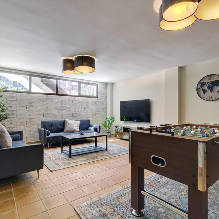 Stunning Modern Townhouse in Riviera del Sol - Apartamento de 3 dormitorios - 2