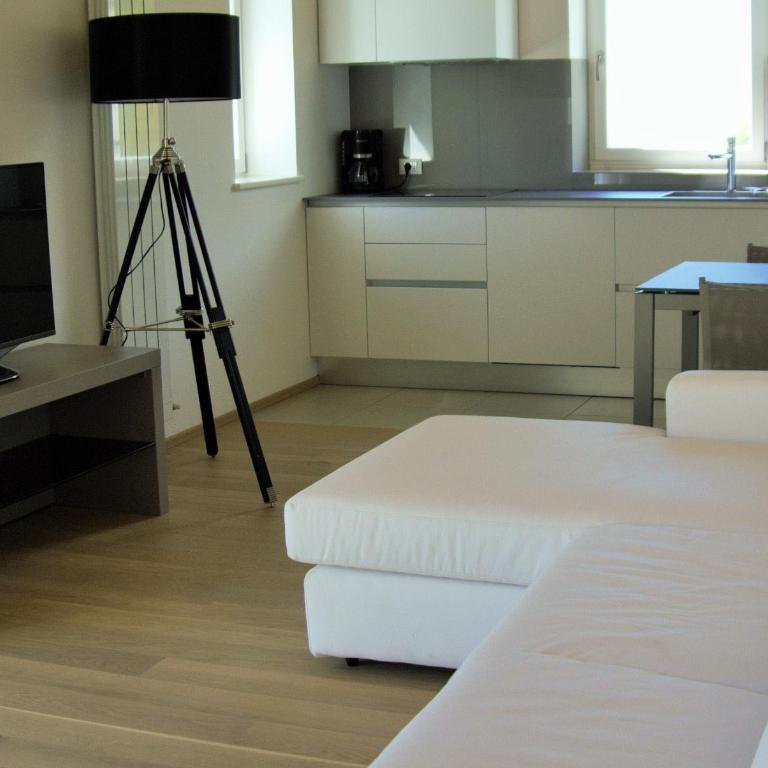 Residence La Villa Tignale - Suite Deluxe con Vasca Idromassaggio - 17