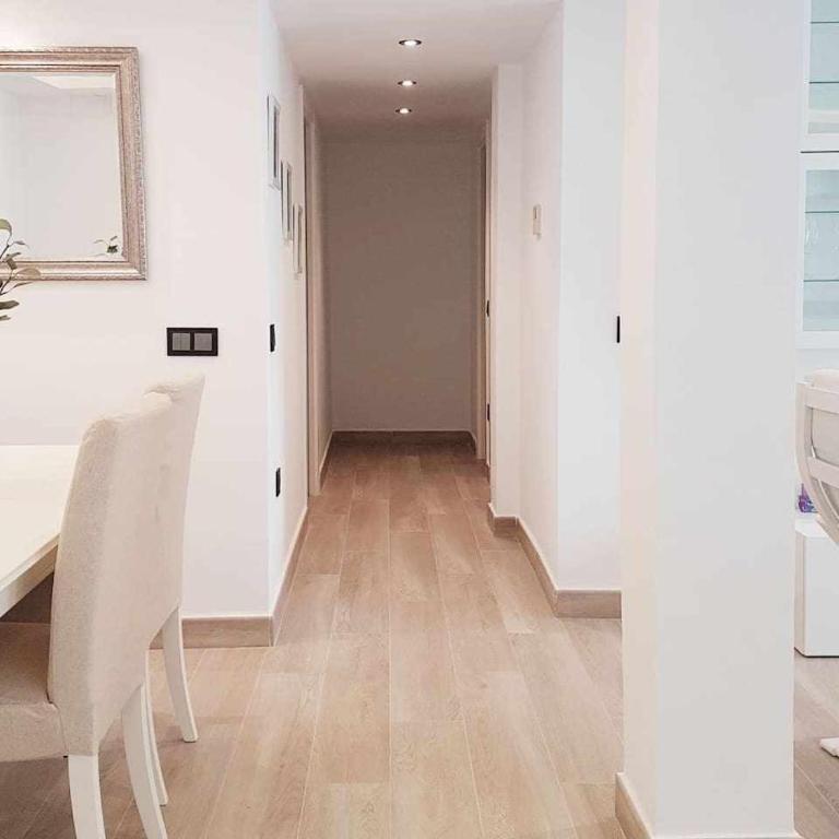 Pepe’s Home - Torremolinos Centro - Parking - Three-Bedroom Apartment - 6