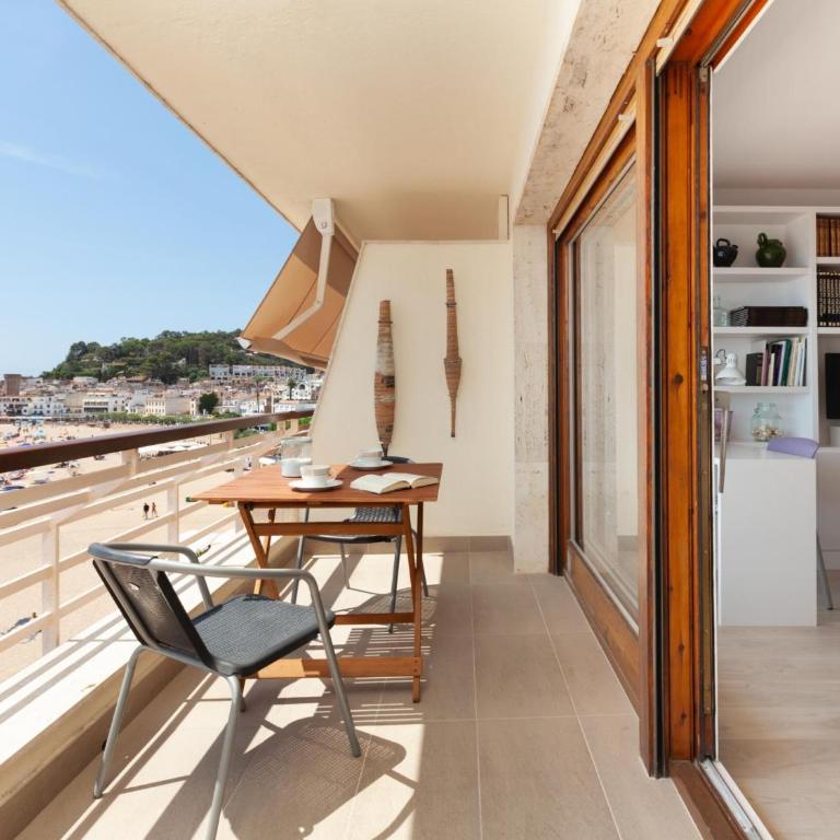 LETS HOLIDAYS APARTMENT SEA VIEWS on the BEACH - Apartamento - 6