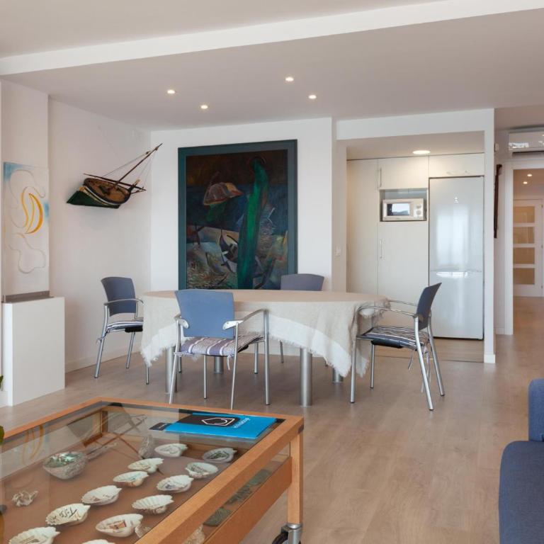 LETS HOLIDAYS APARTMENT SEA VIEWS on the BEACH - Apartamento - 14