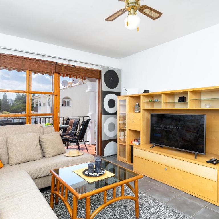 Lovely Apt with Pool by Costarentals - Ref 07 - Apartamento de 2 dormitorios - 5
