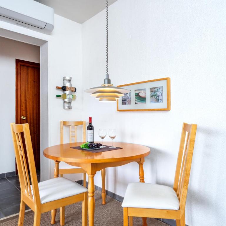 Lovely Apt with Pool by Costarentals - Ref 07 - Apartamento de 2 dormitorios - 6