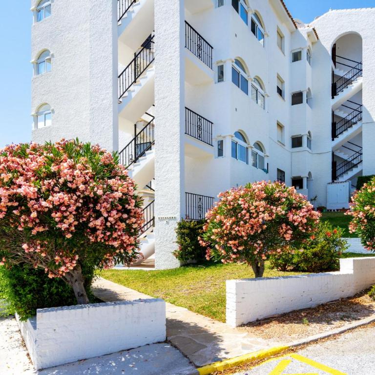 Lovely Apt with Pool by Costarentals - Ref 07 - Apartamento de 2 dormitorios - 23