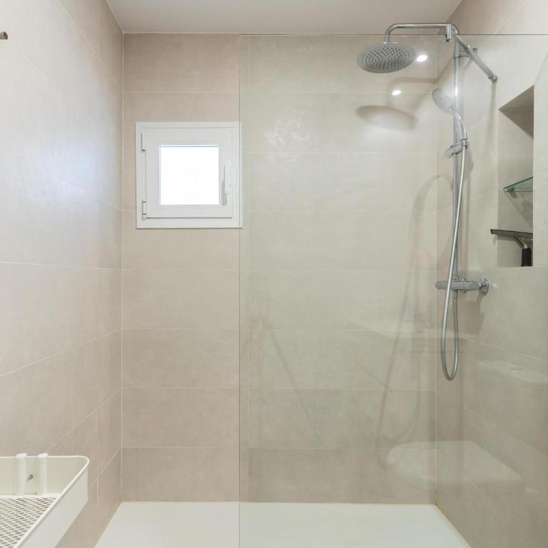 LJ Amplio en Triana con Parking para Nomadas digital - Apartamento - 35